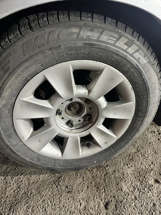 Запаска bmw с покрышкой (оригинал)