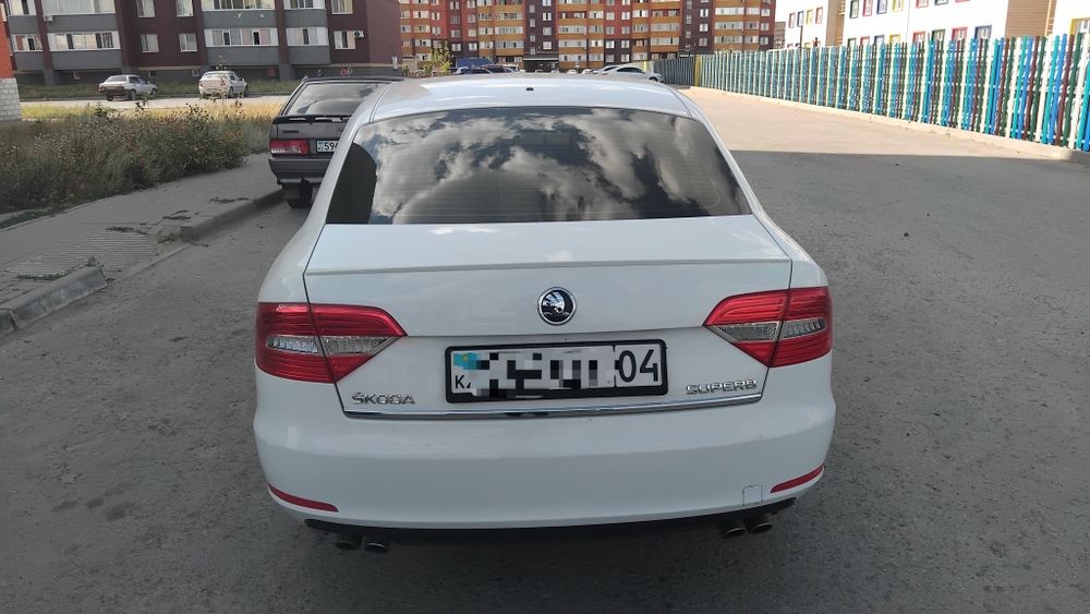 Продам машину Skoda Superb 2013