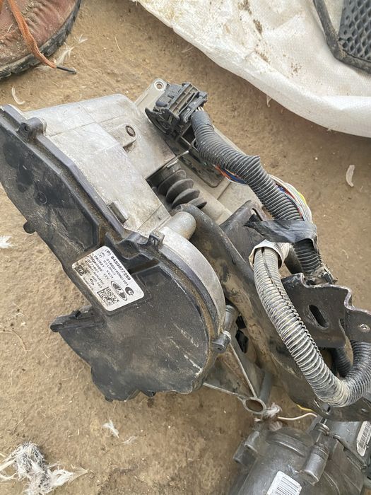 Актуатор коробки передач и компьютер