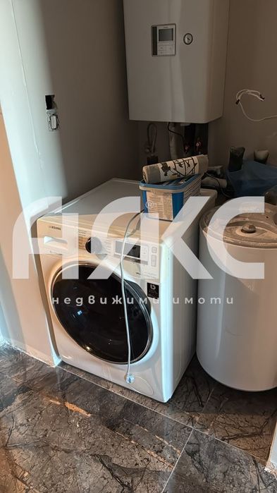 Двустаен обзаведен апартамент в кв. Кръстова вада