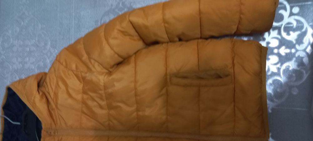 Продам куртку для мальчика