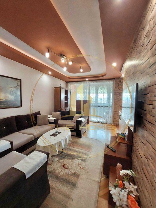 Дава се под наем Четиристаен апартамент в Варна, Трошево - 103 кв.м за 700 € - Снимка #1