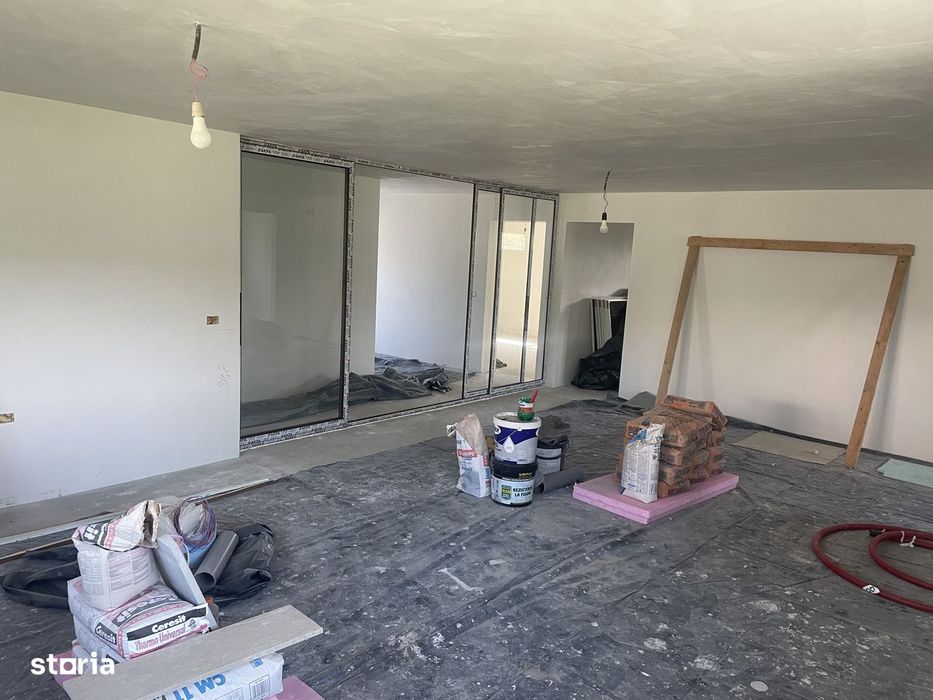 Se vinde casa la gri, din caramida, judet/oras Vaslui, sat Corbu