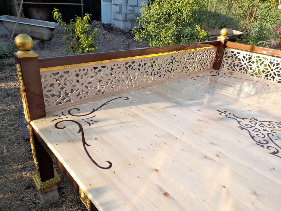 Крават карт сури