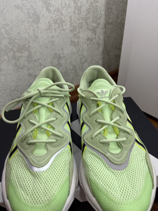 Кроссовки Adidas Ozweego