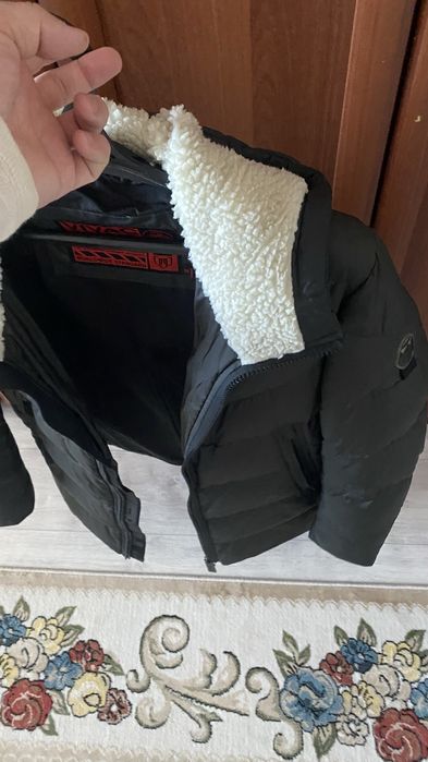 Продам зимнюю куртку