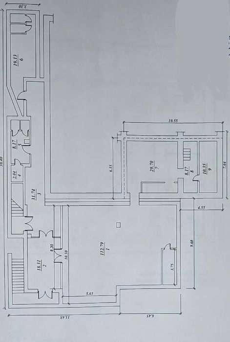 Нукусская Продается Здание, 913м2. Первая линия. В процессе ремонта