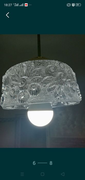 Люстра хрустальная.