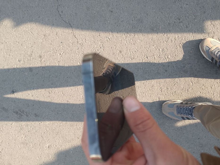 Iphone 12 pro sotiladi srochna yomkost 75