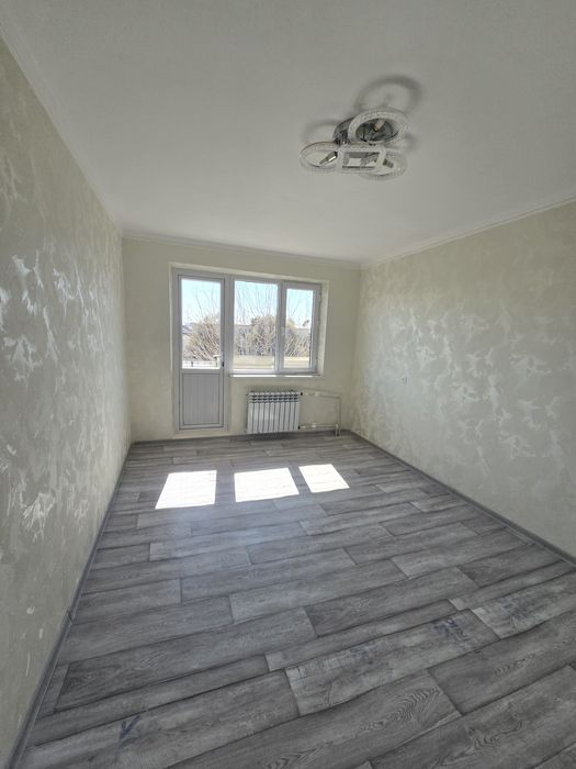 2xonalik  58kvm 4qavatda  Markaziy apteka
4qavatda
4qavatlik panel dom