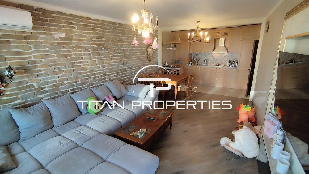 Лична Оферта! Тристаен апартамент в ж.к Зорница