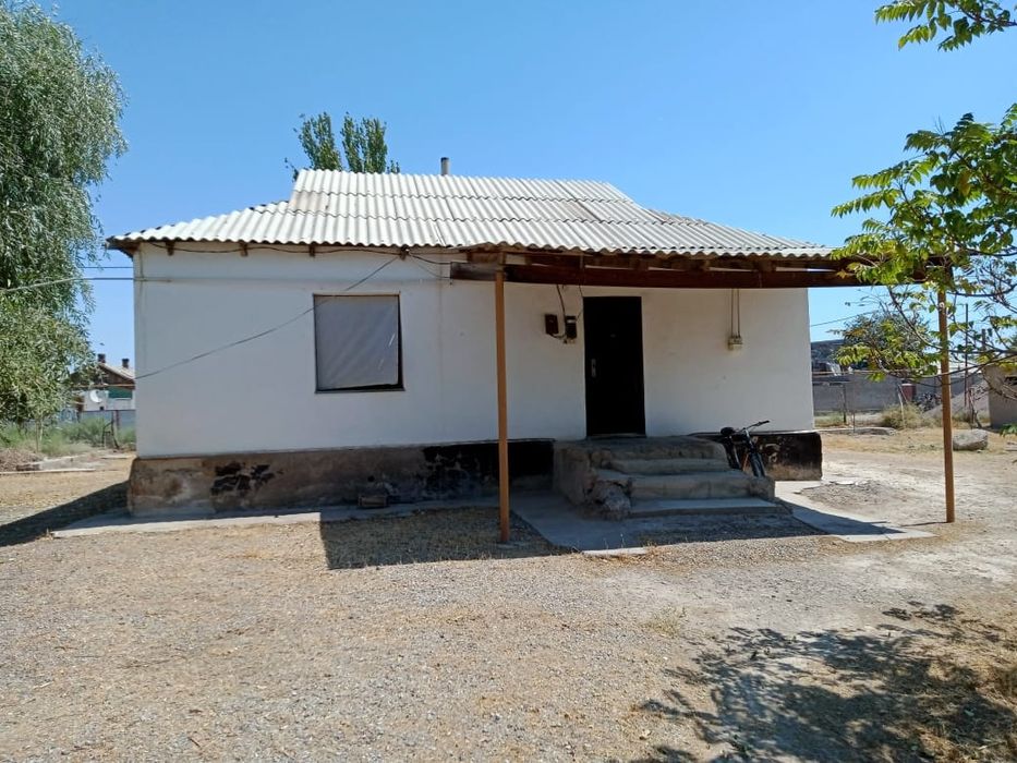 Дом  продаётся под биснес