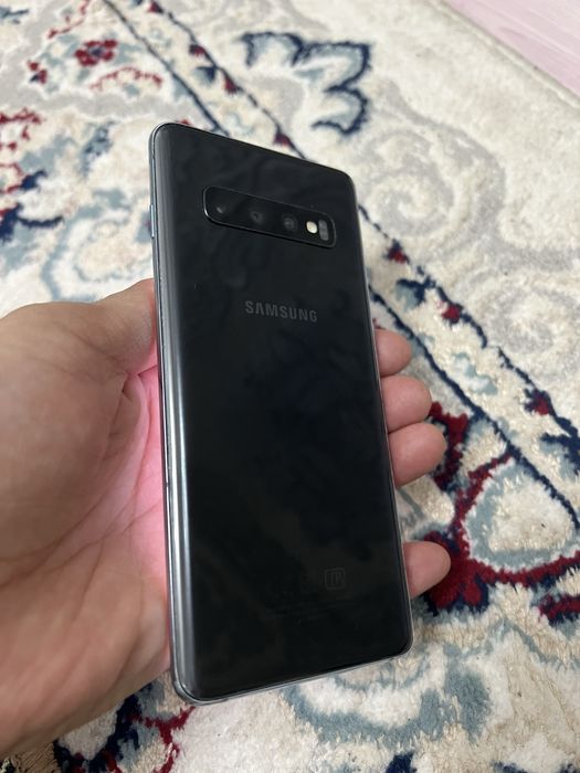 Samsung s10 вьетнам