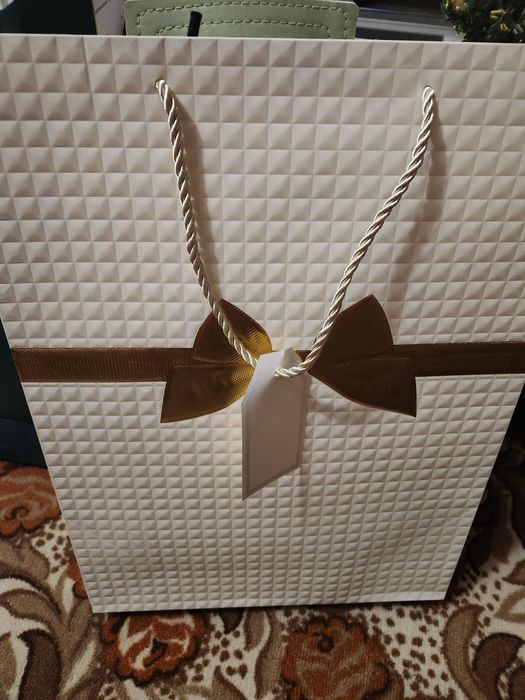 Продам подарочный  комплект,постельного белья (односпалка)