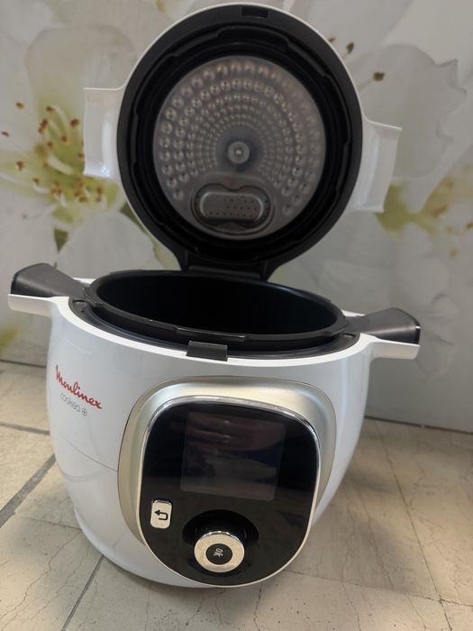 Мултикукър Moulinex Cookeo