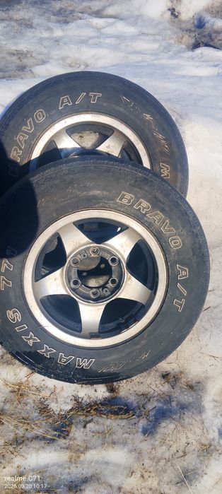 Продам диски с резиной