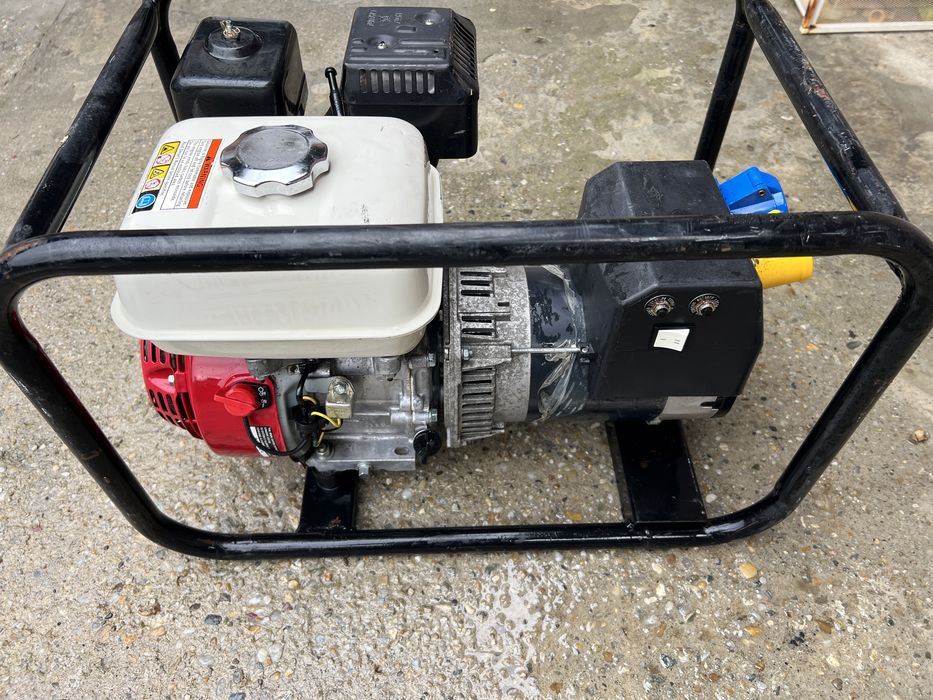 Generator Curent Honda GX200 6.5 de 3,3 KW OFERTA