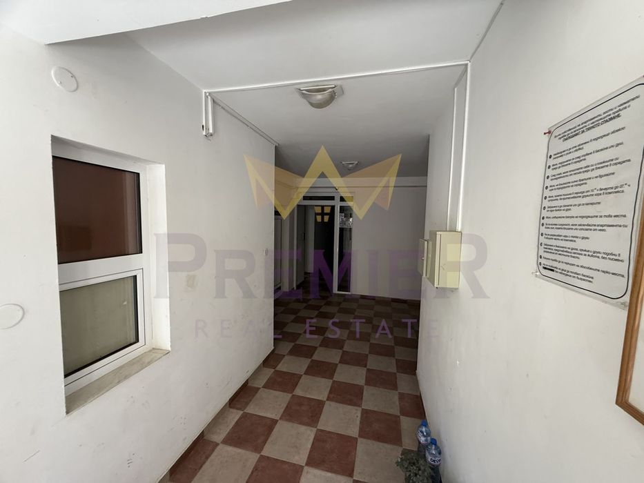 Продава се Двустаен апартамент в к.к. Слънчев бряг - 61 кв.м за 1115 €/кв.м - Снимка #3