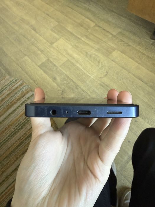Продается телефон Samsung A06