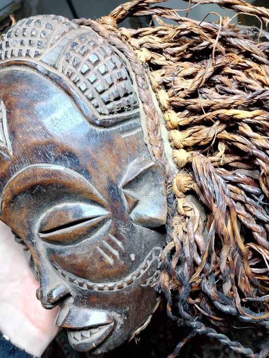 Ритуална африканска маска