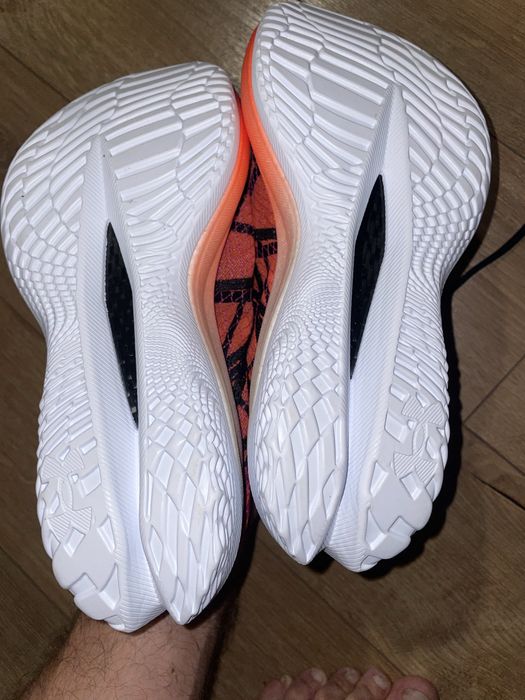 under armour velociti elite 42