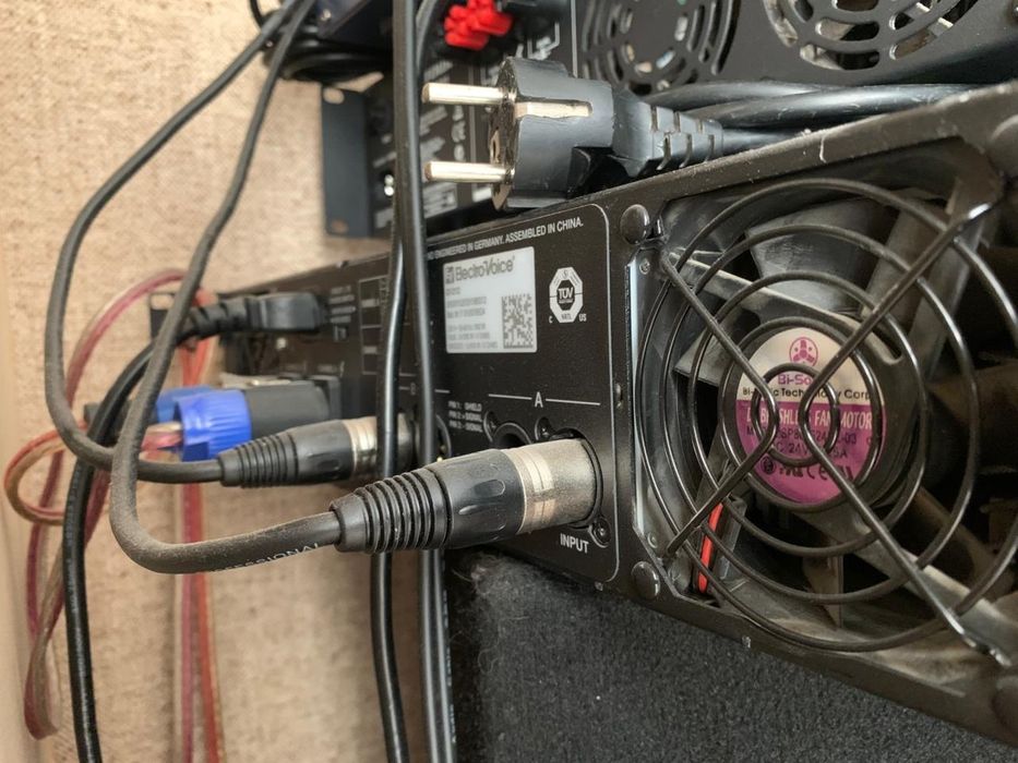 Усилитель Electro-Voice Q1212