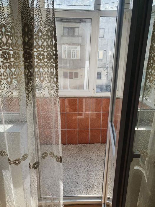 Apartament 2 camere zona mijloc