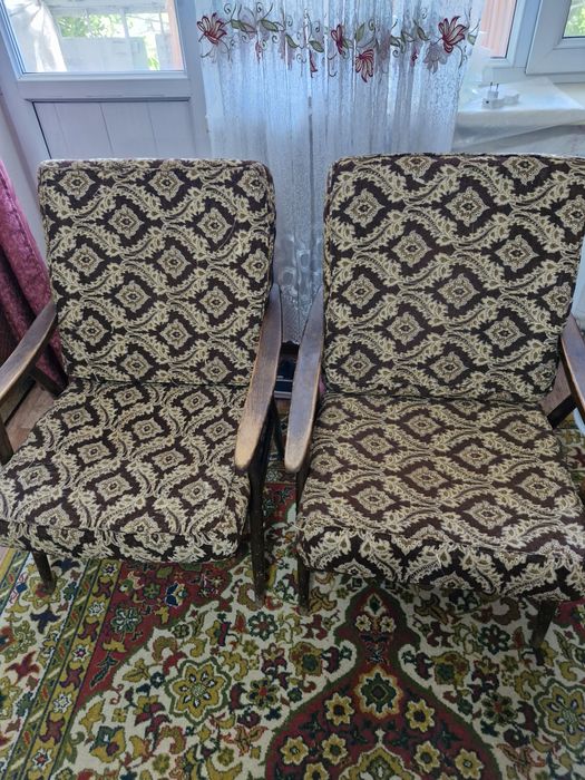 Продаем 2 кресла