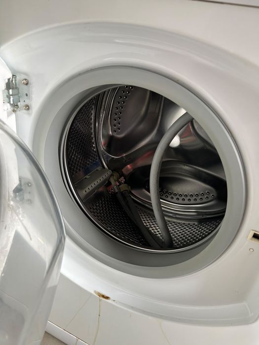Hotpoint Ariston Mașină de Spălat, Model ARXF 125 (EU), 6 KG