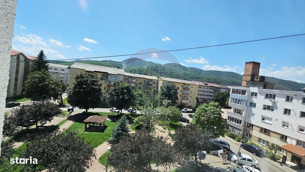 Apartament cu 4 camere de vânzare în zona Maratei — fotografia 2