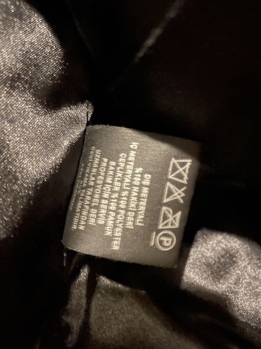 Geacă băieți piele naturală nouă stare foarte bună.