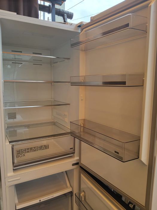 Холодильник, продаём, в отличном состоянии