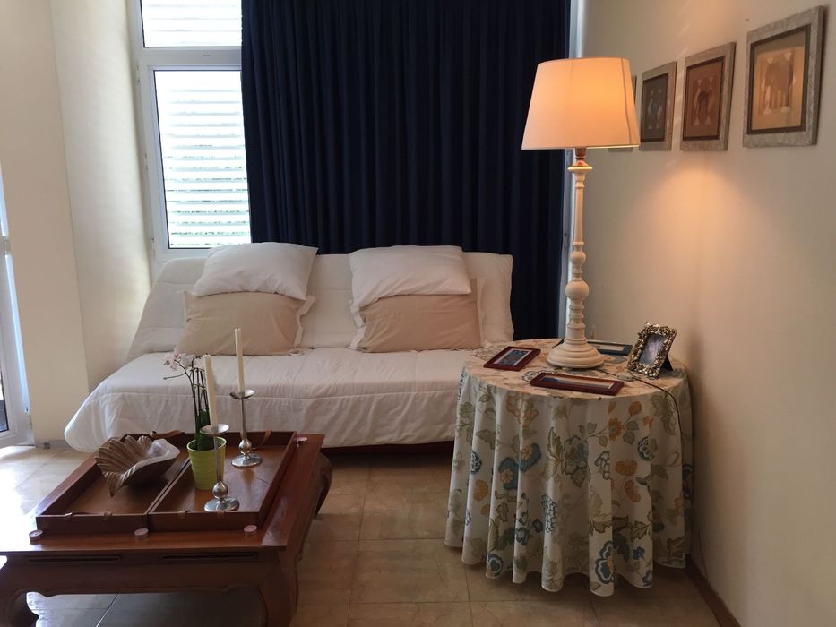 Дава се под наем Двустаен апартамент в Пловдив, Център - 70 кв.м за 2500 € - Снимка #4