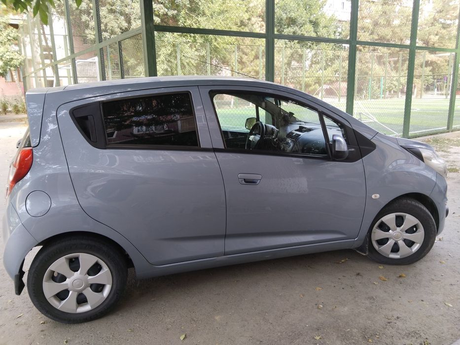 Shoshilinch ARZON Spark ideal holati 2016 yil