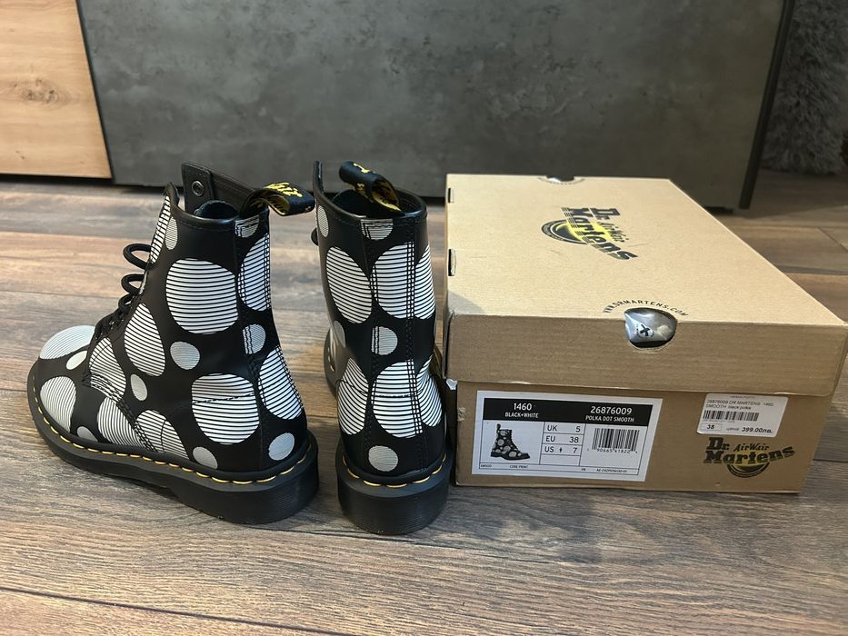 Кожени кубинки Dr. Martens