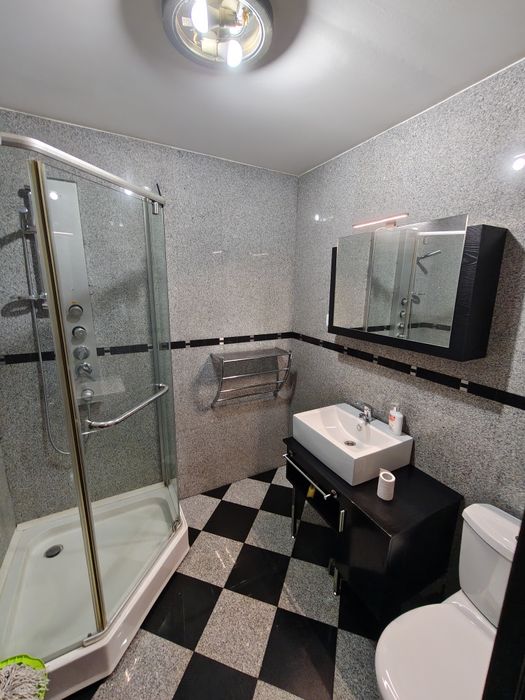 Închiriez apartament de 2 camere moșilor 268