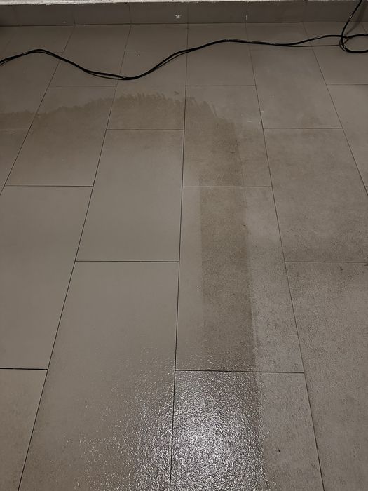 Curățenie profesională scări de bloc – servicii lunare personalizate!