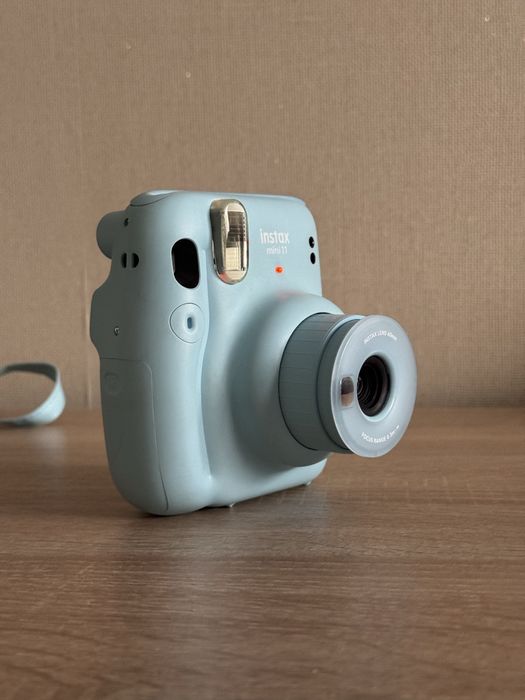 Instax mini 11 + чехол
