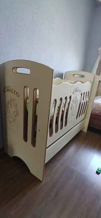Детская колыбельная кровать  состояние как новое