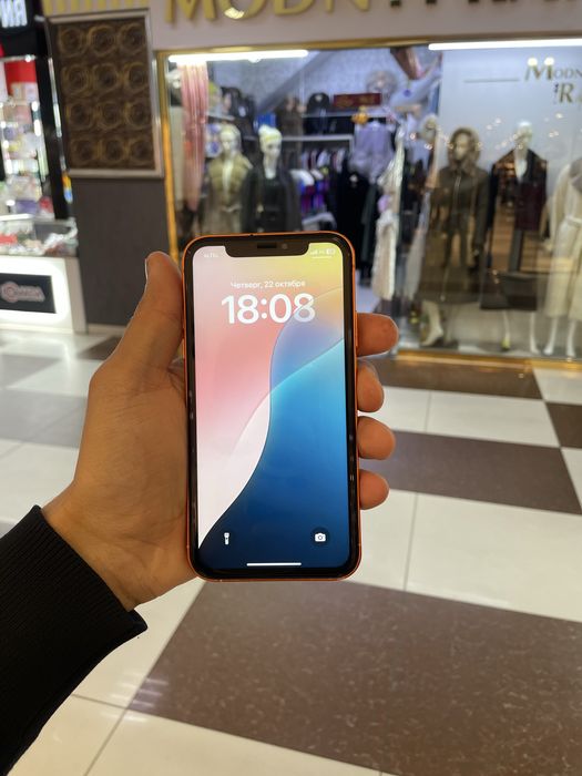 Айфон xr в корпусе 17 pro