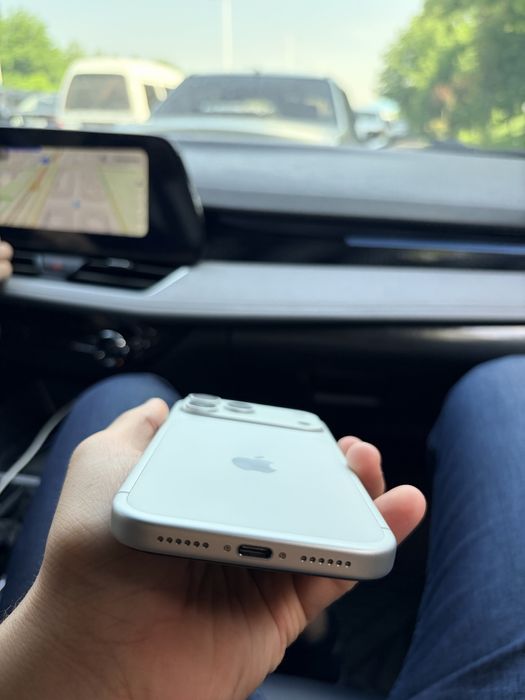 Iphone 17 pro max e sim