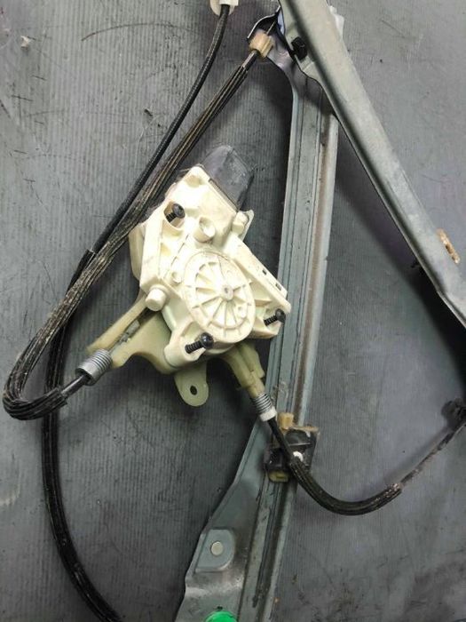 macara cu motoras stanga fata renault laguna 3