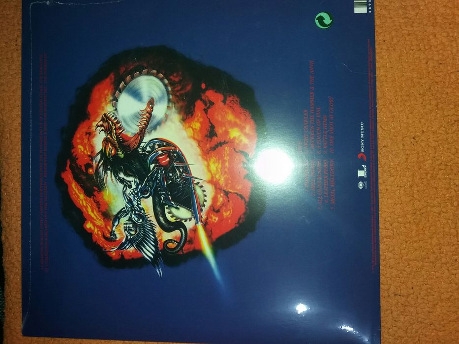 JUDAS PRIEST, AC/DC - плочи и дискове