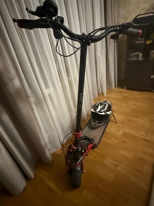 Продам электро самокат kugo g1
