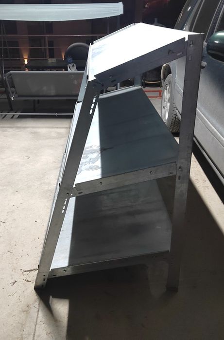 Стилаж за зеленчуков магазин