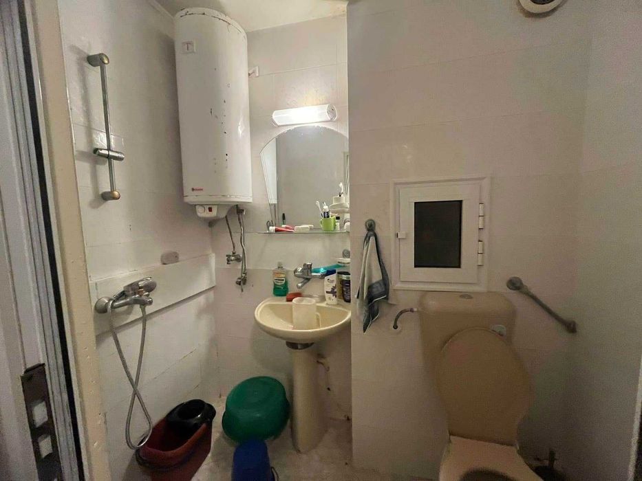 Дава се под наем Двустаен апартамент в Бургас, Меден рудник - зона А - 50 кв.м за 114.75 € - Снимка #4