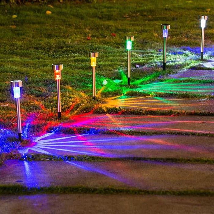 Нови Соларни LED Лампи за Градина и Пътека 8ч Светене 6 броя Комплект