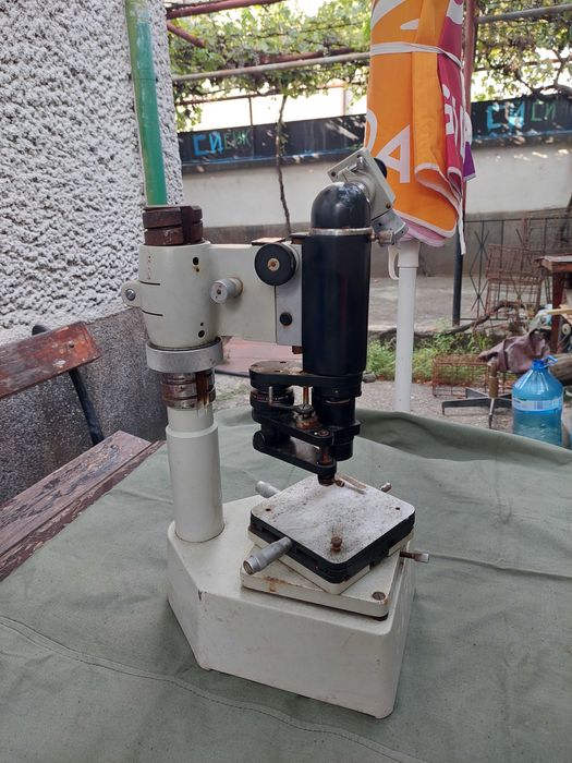 Руски микроскоп от 20век
