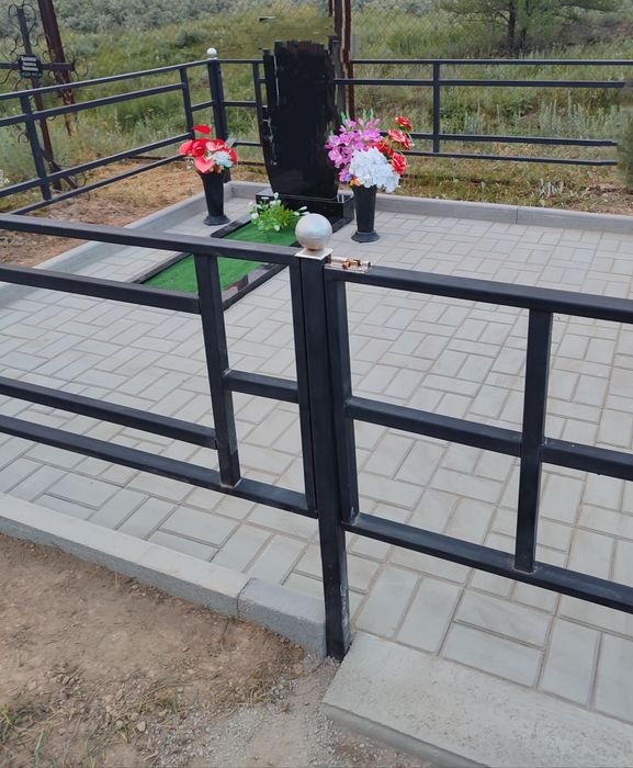 Благоустройство могил