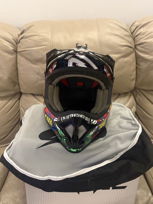 Каска Oneal размер Y-M